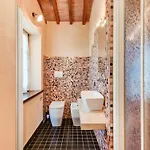 In With Hill Views Tatil Evi