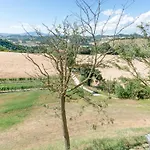 Holiday home In With Hill Views