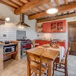 Holiday home In With Hill Views Urbania