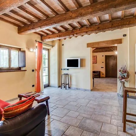 In With Hill Views Casa vacanze *