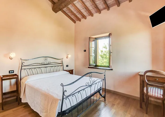 Σπίτι διακοπών In With Hill Views Urbania