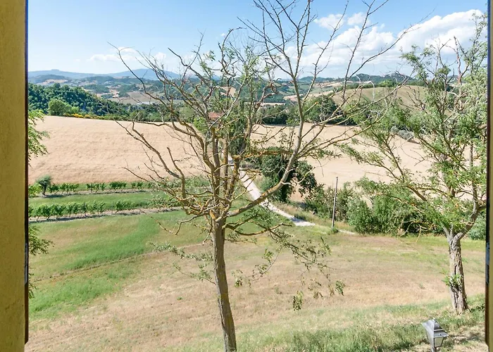 Σπίτι διακοπών In With Hill Views